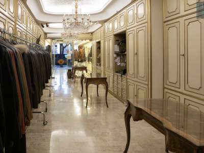 ...per conoscere il 43enne titolare Giovanni Can�